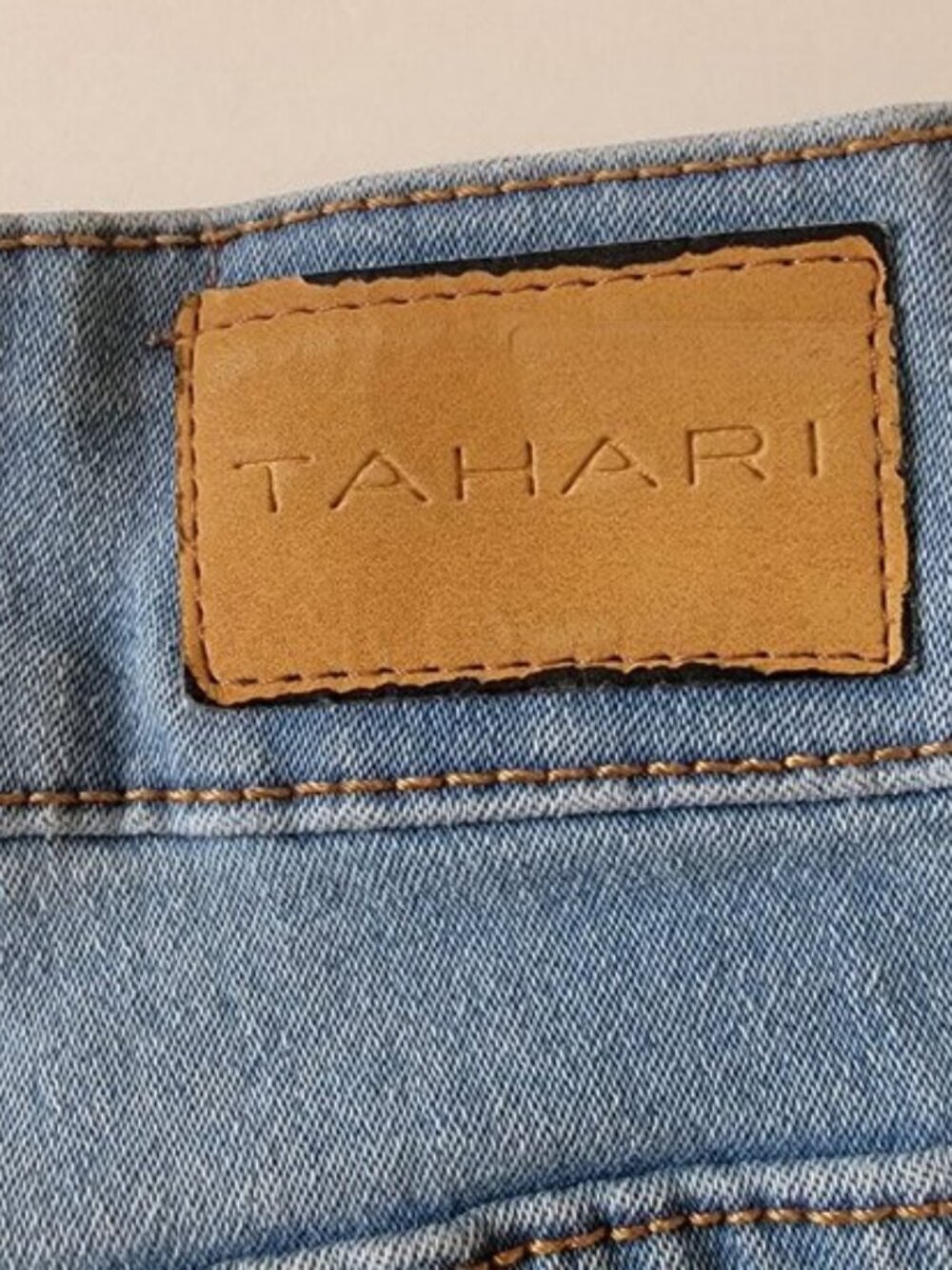 Tahari Girls Button‑Fly Capris · Medium Wash Denim · Size 8 Emily Style - Picture 12 of 15